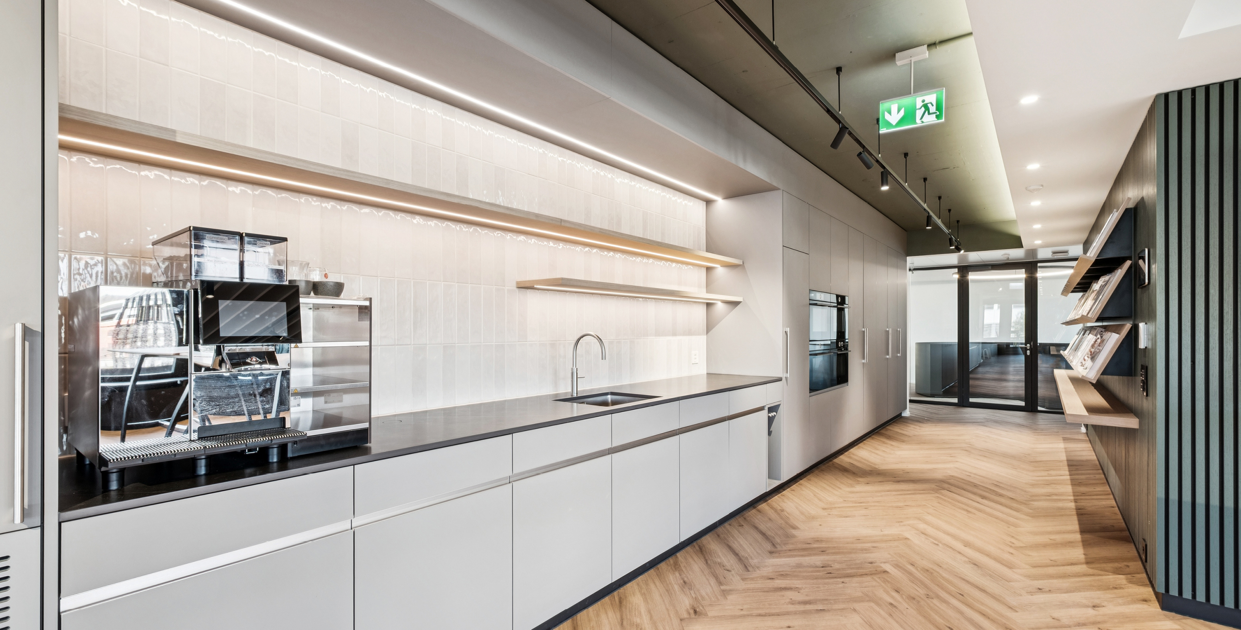 Rinderknecht-Werkschau-Neuhofstrasse-Cafeteria-Baar-03